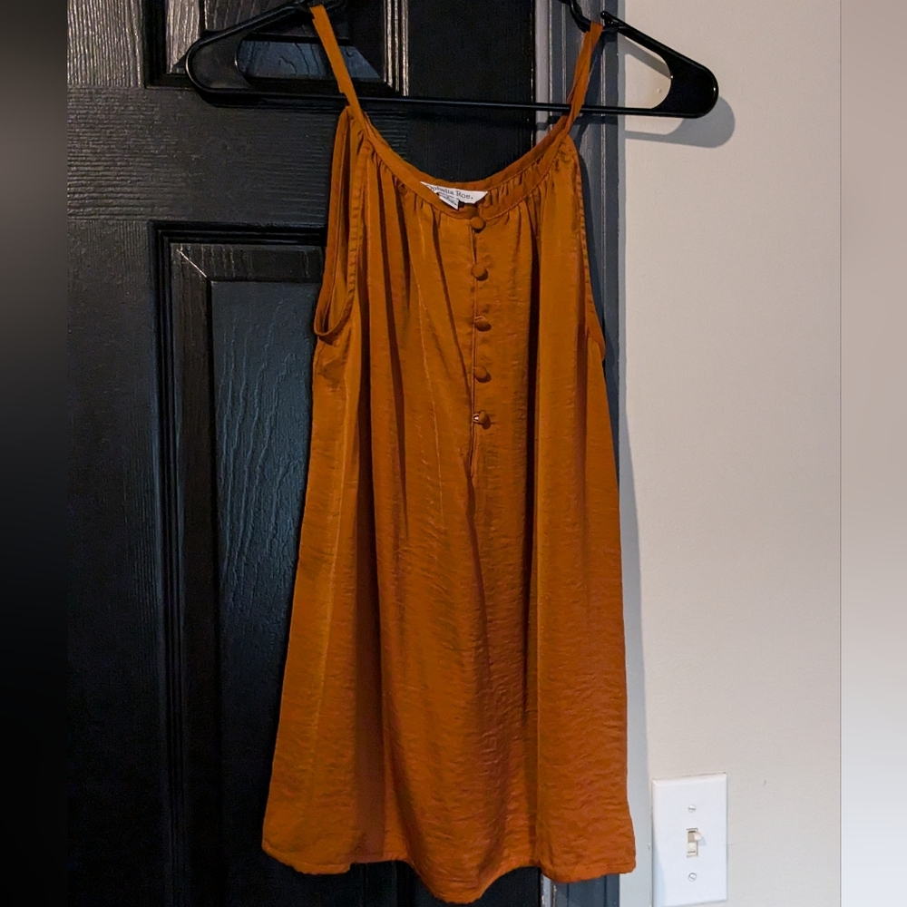 Satin tank